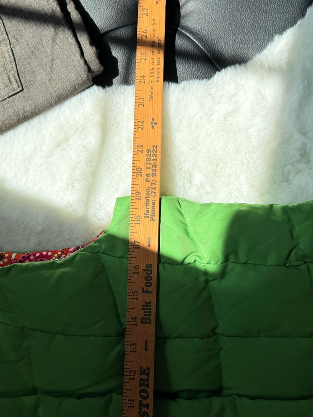 Lilly Pulitzer Bright Green Quilted Puffer Vest - Picture 6 of 6